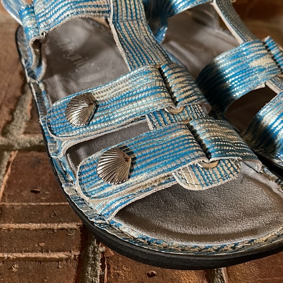 Alegria Kleo Wrapture Blues Sandals - Picture 2 of 10